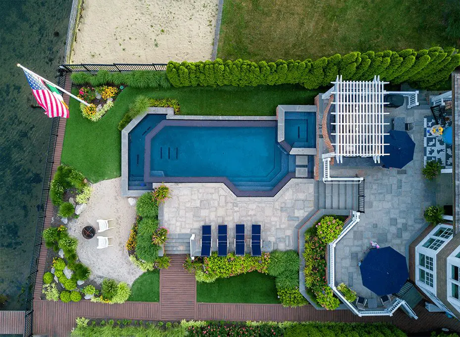 top view of villa with pool